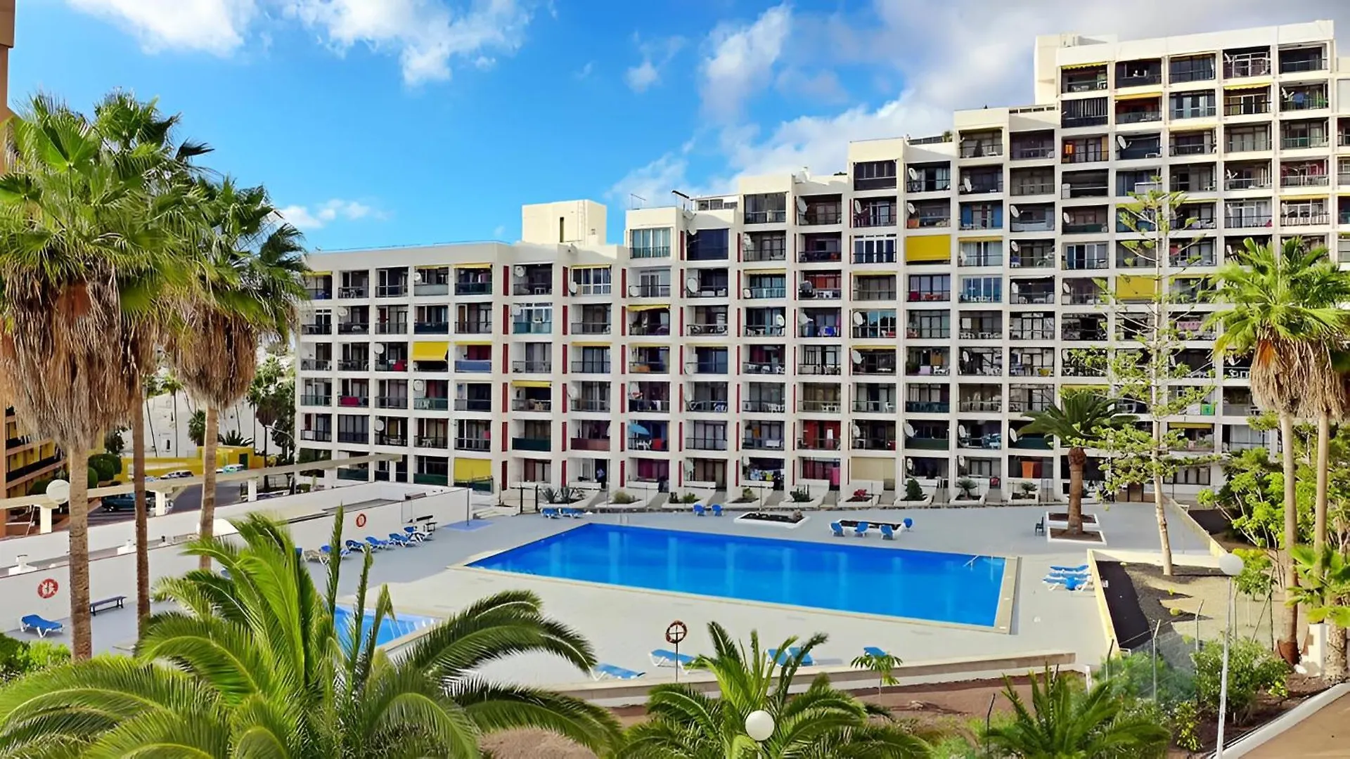 Blanco&Azul - Ocean View Balcony, Pool And Perfect Location Spain