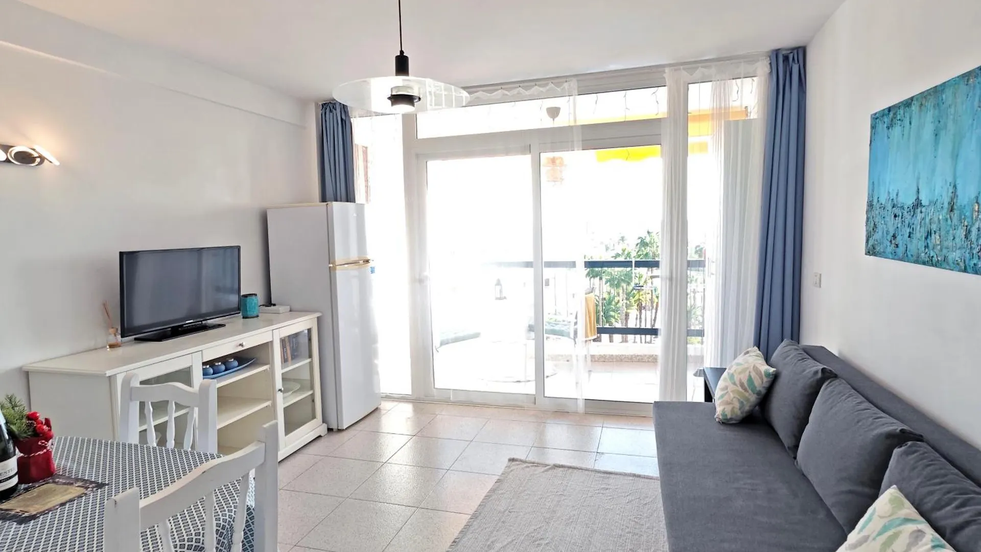 Apartment Blanco&Azul - Ocean View Balcony, Pool And Perfect Location